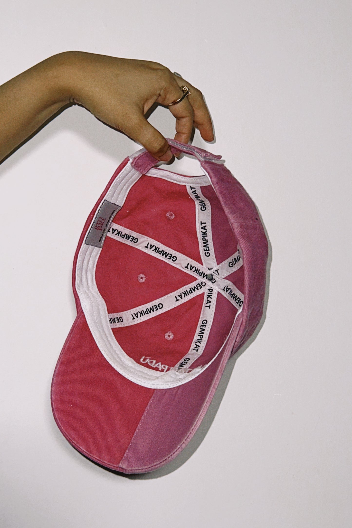 Topi Pink Tapi Padu