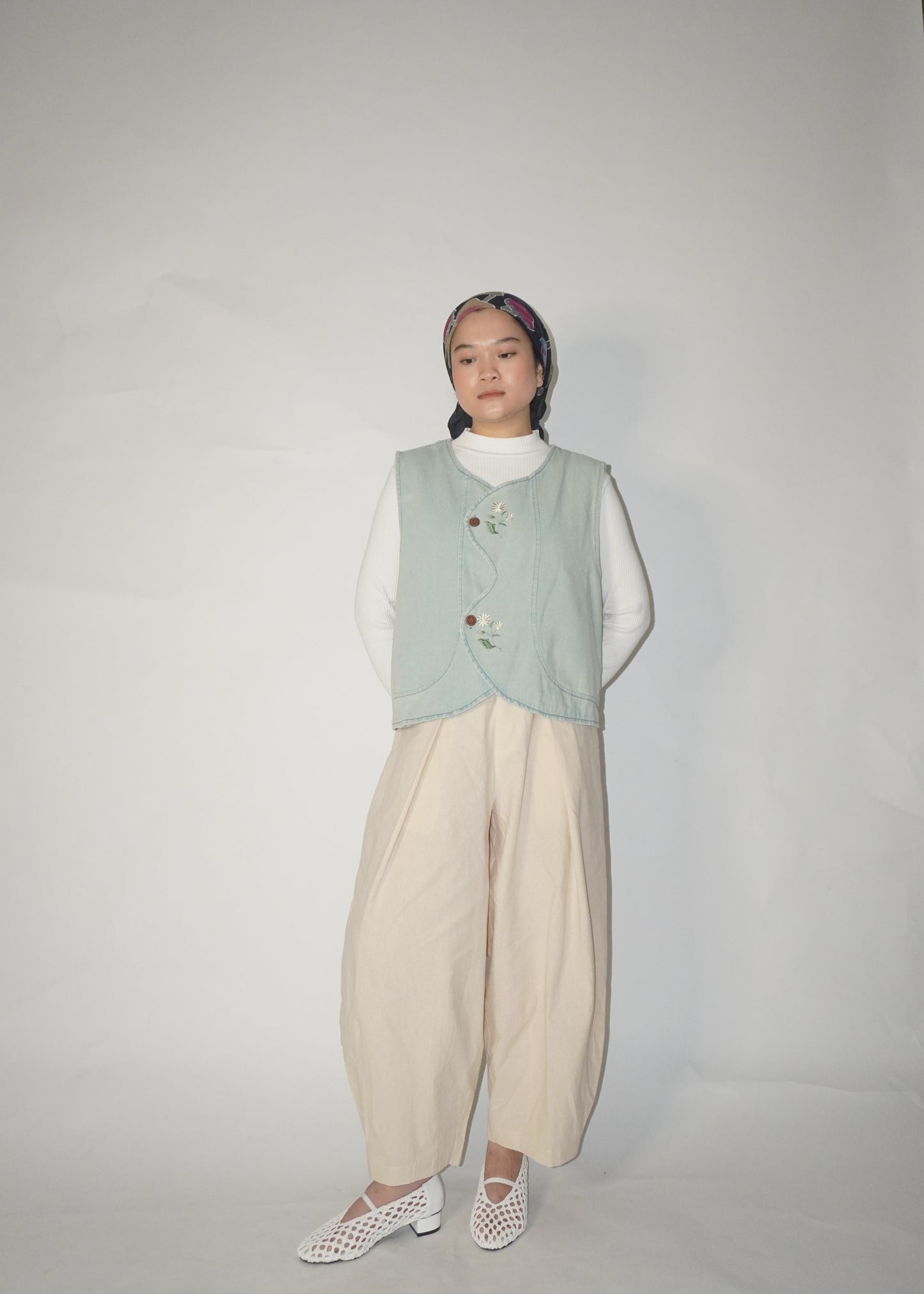Baju Daisi TIGA-9
