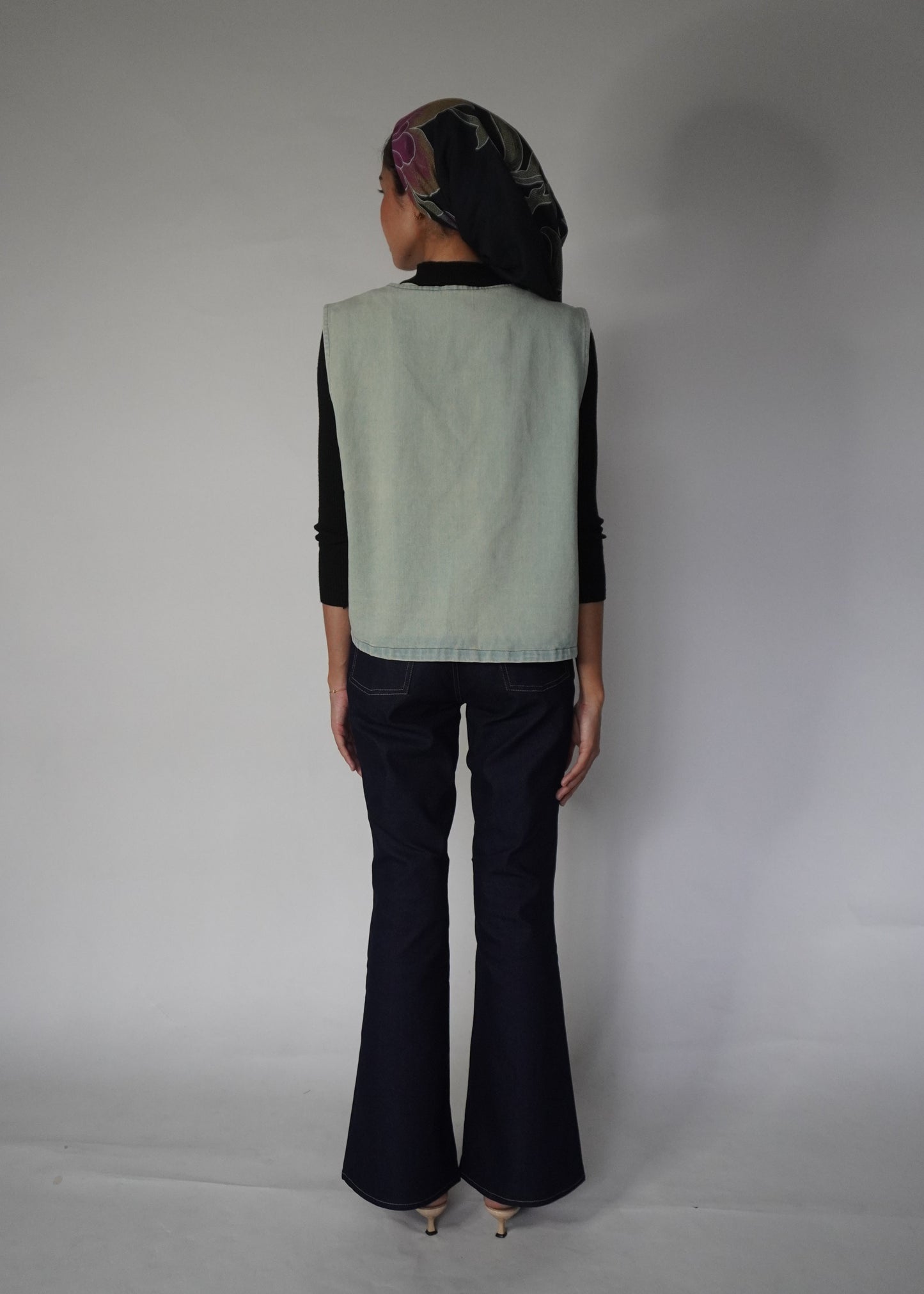 Baju Daisi TIGA-9