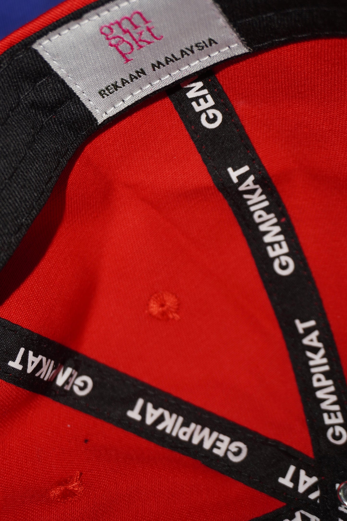 Topi Anak Malaysia: Merah