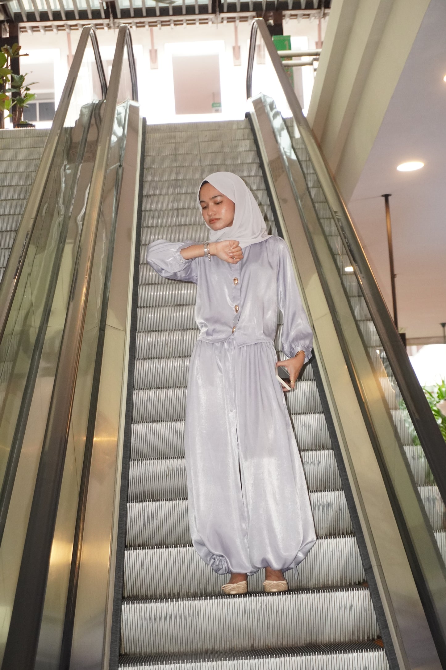 Baju Langkah Bayu Perak