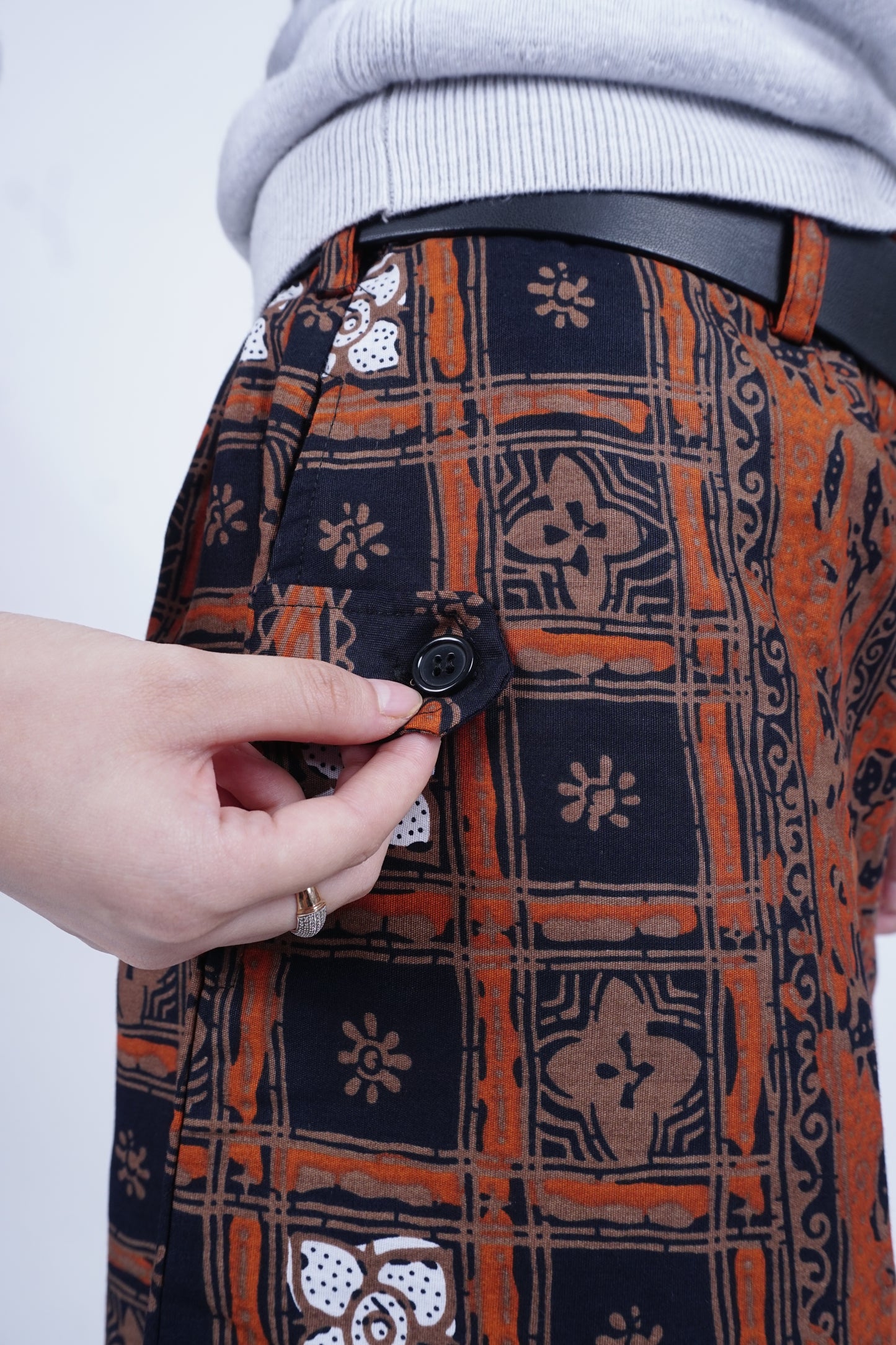 D'SLUAR Batik Rafflesia Oren