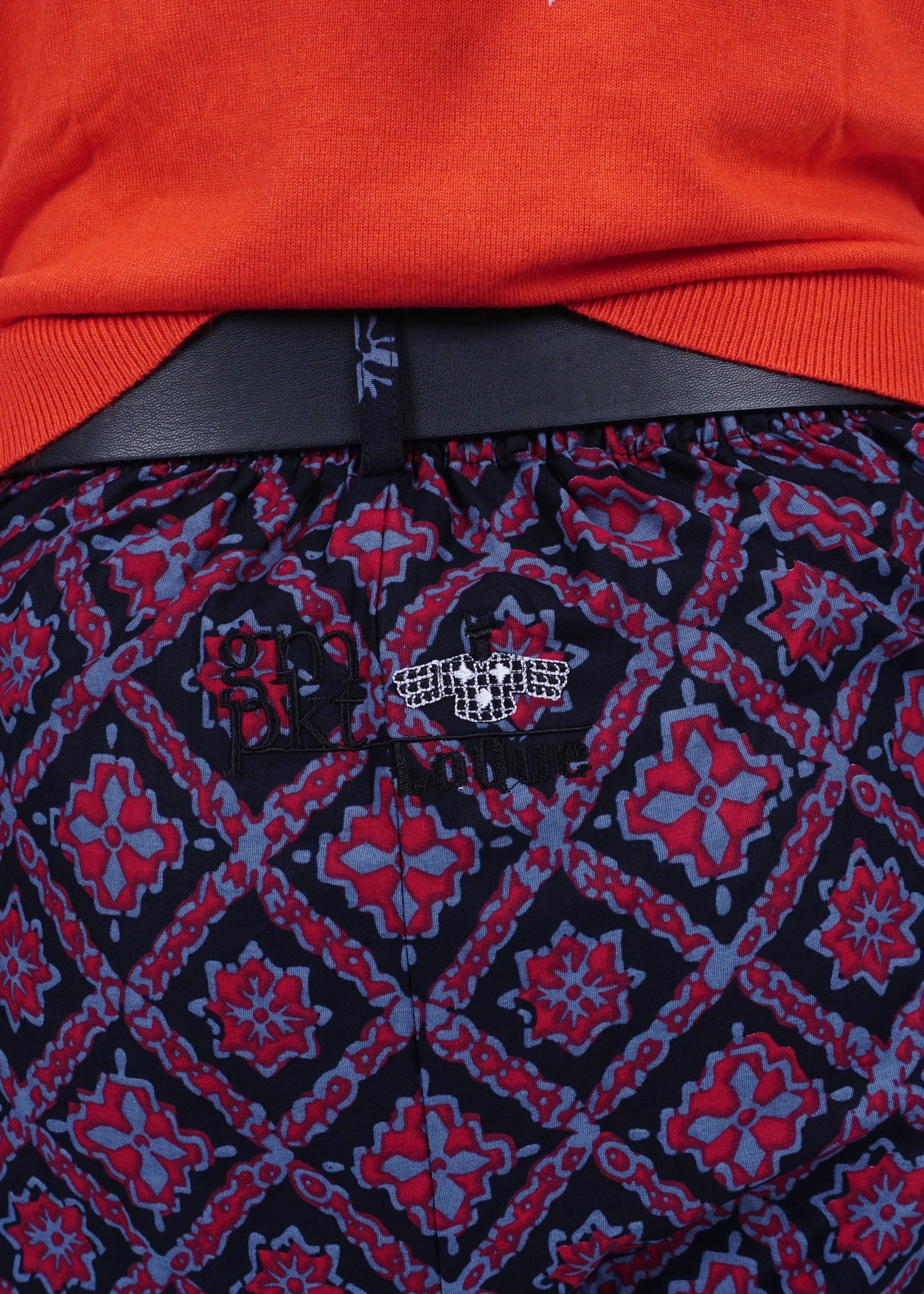 D'SLUAR Batik Bunga Merah/Hitam