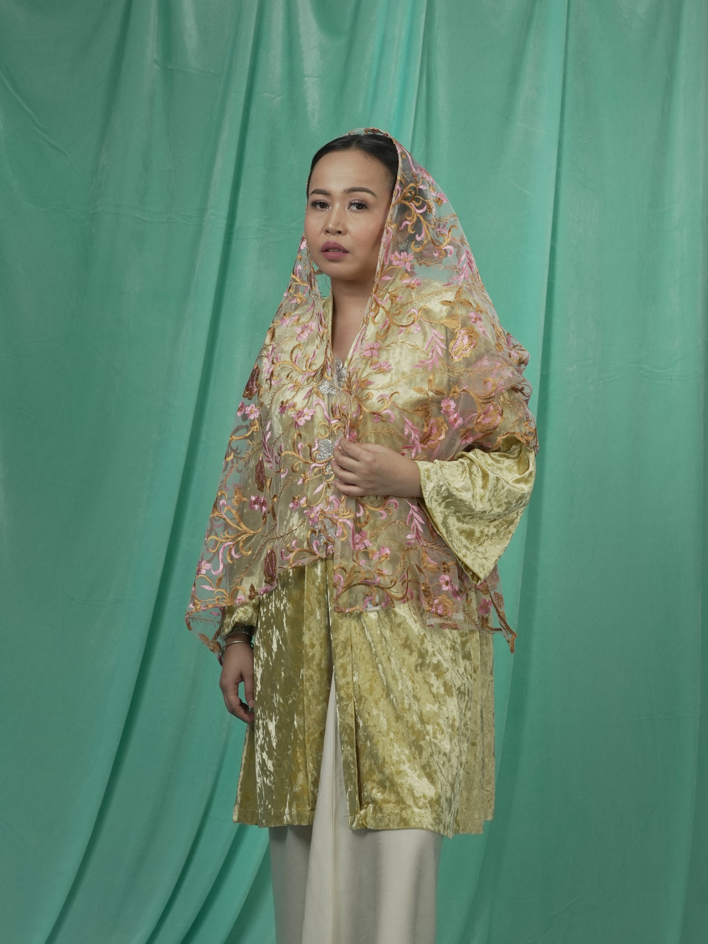 Selendang Alun Renda Emas Jambu