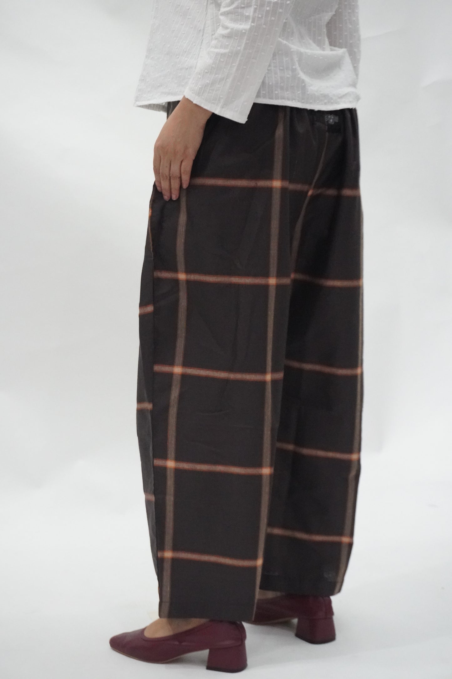 D'SLUAR Garis Besar Coklat/Oren