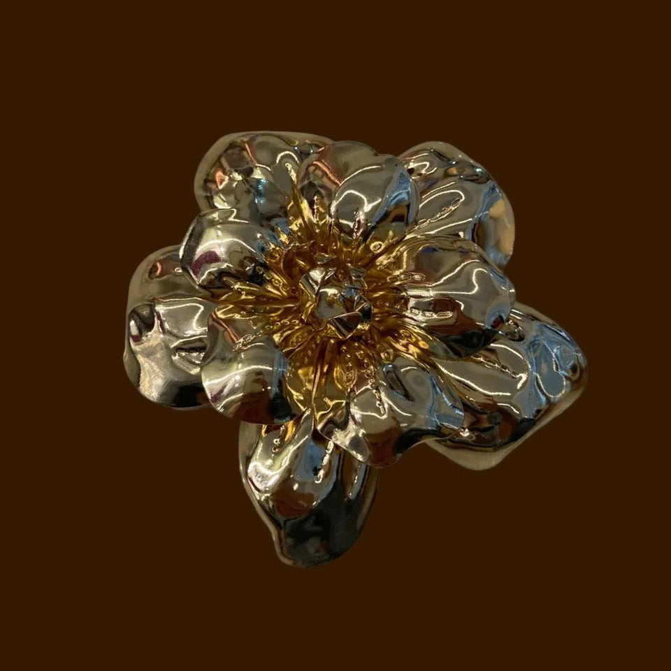 Kerongsang Rounded Flower 3D