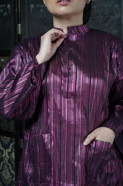 Getaran Baju Garis Jambu