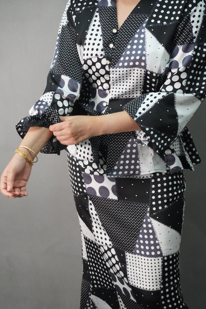 Baju Rogaya Tompok