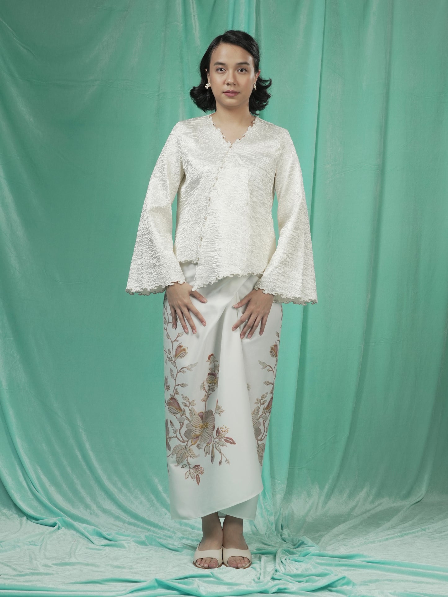 Baju Kebaya Rekah Krim (PRE-ORDER)