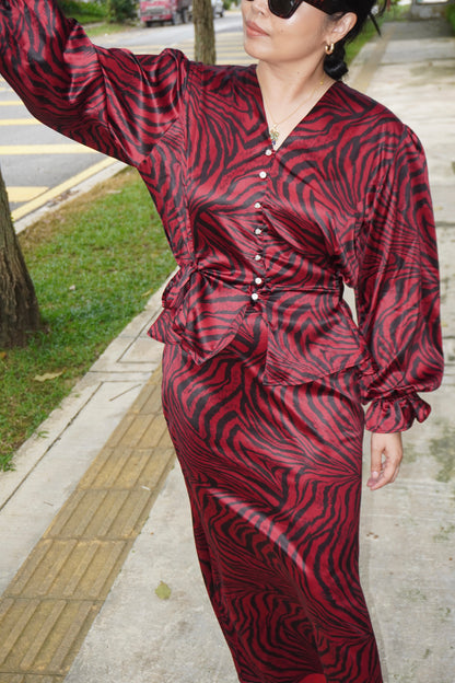 Baju Rogaya Belang Merah