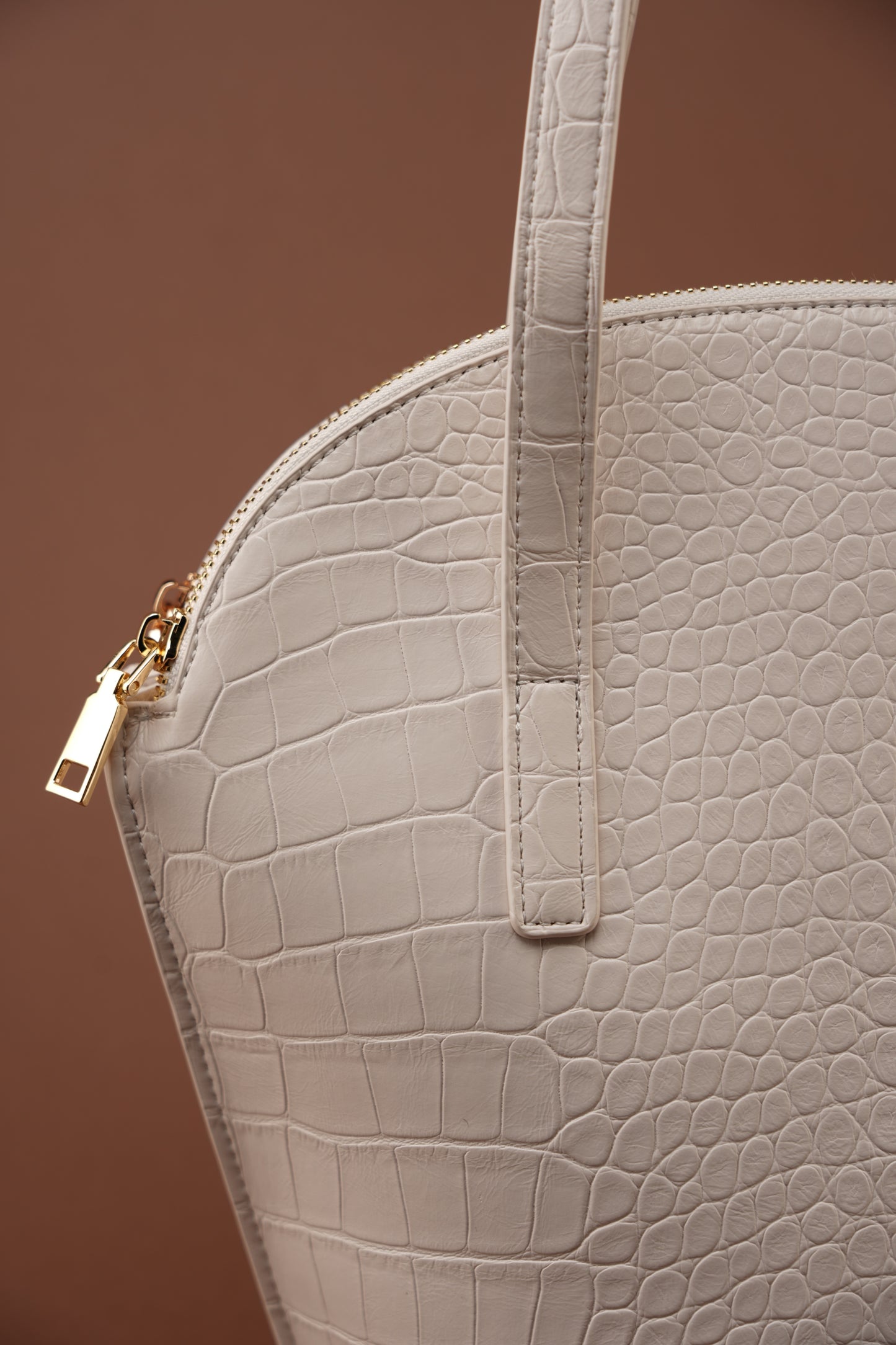 Bag Rindu Gerhana Putih