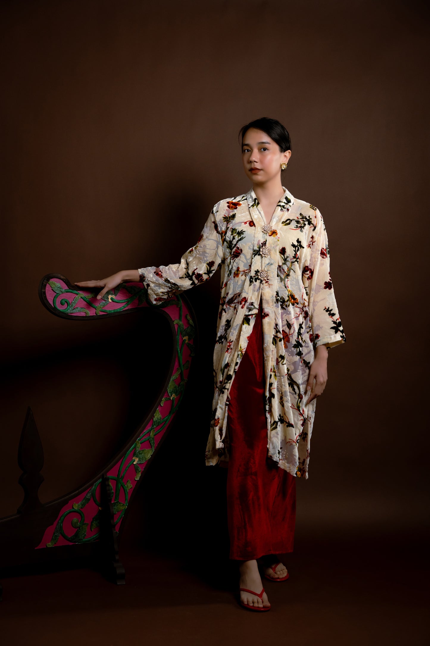 Kebaya Rindu Menawan Jiwa Set Krim Merah
