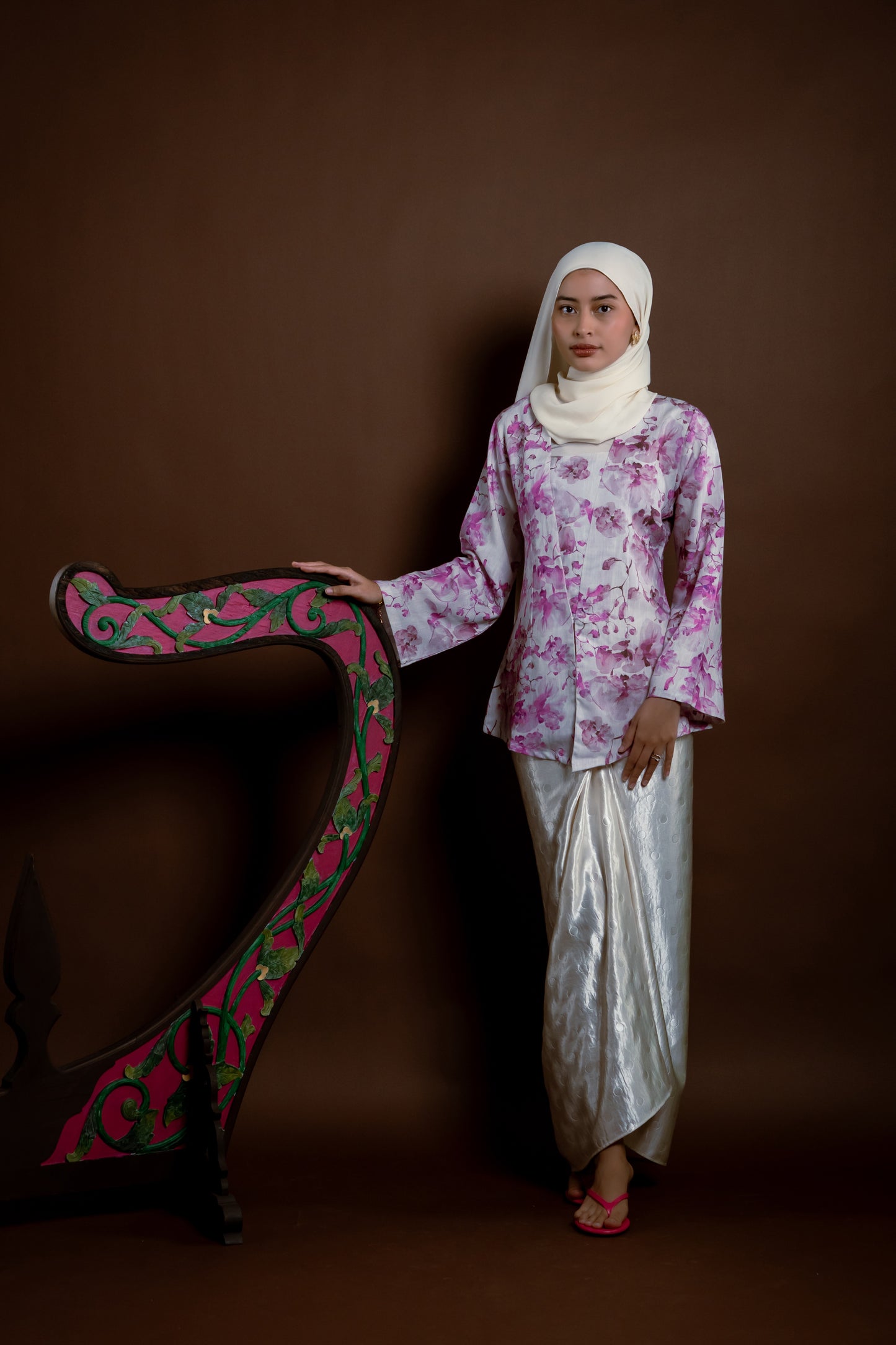 Kain Ikat Rindu Polka Putih