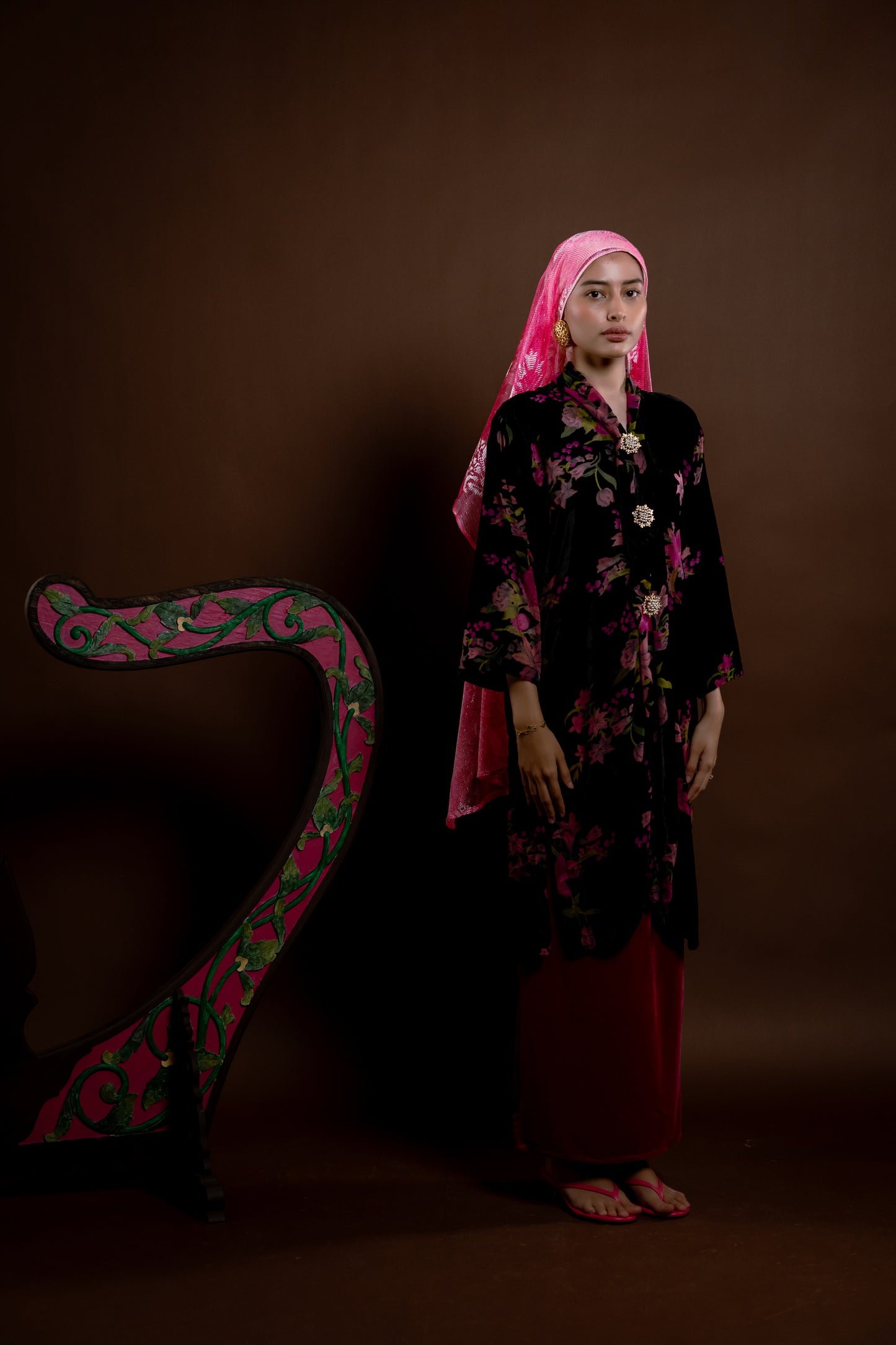 Kebaya Rindu Menawan Jiwa Set Hitam Jambu