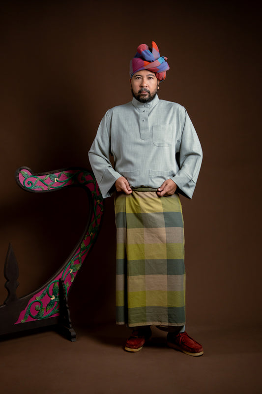 Baju Melayu Rindu Jelas Kelabu