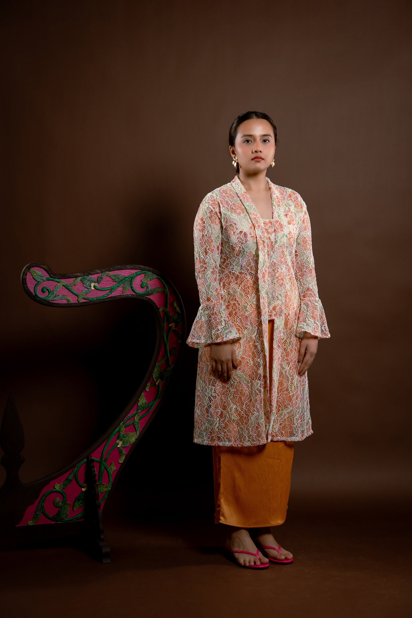 Kebaya Rindu Set Membara Bunga Oren