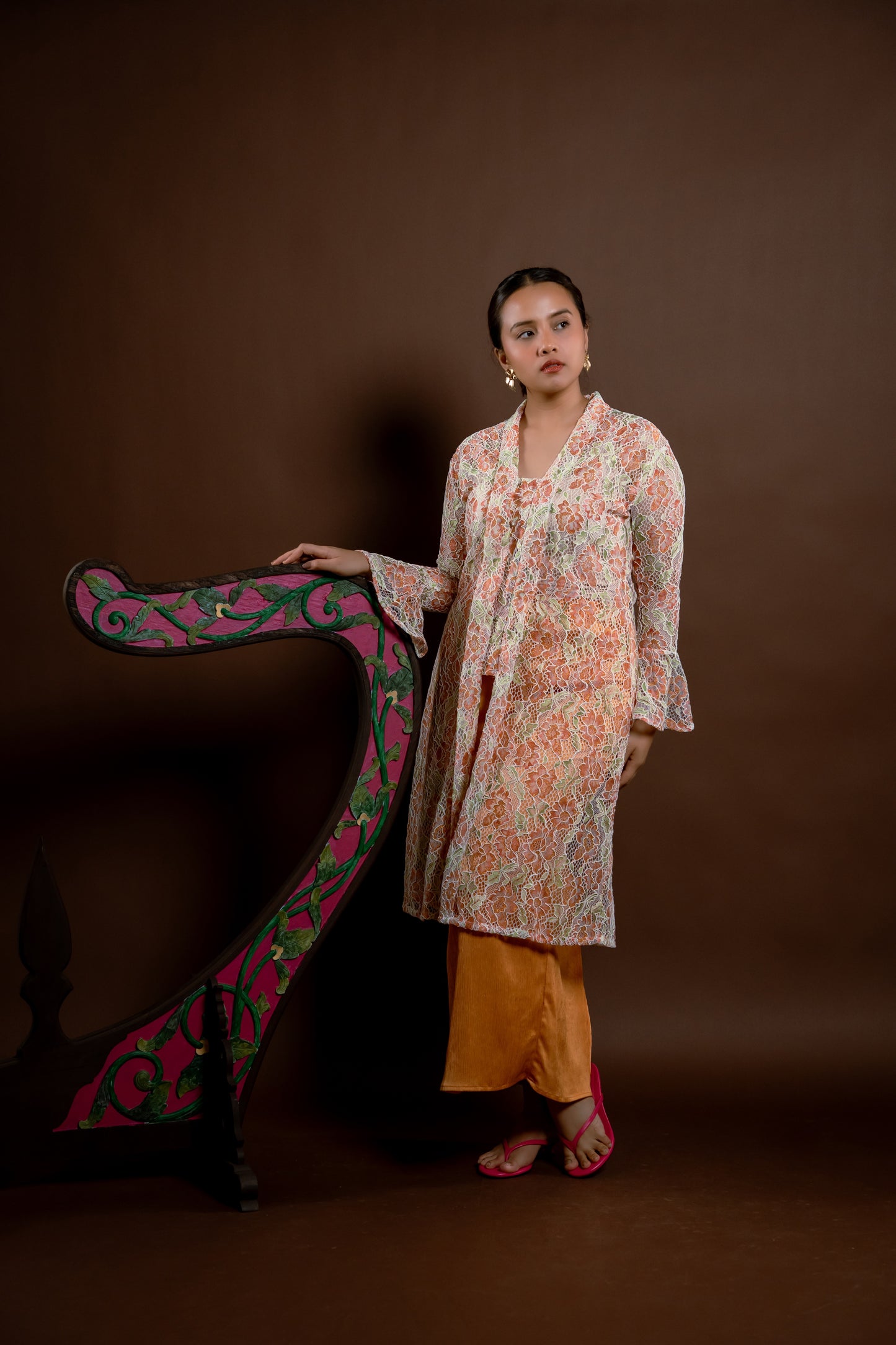 Kebaya Rindu Set Membara Bunga Oren