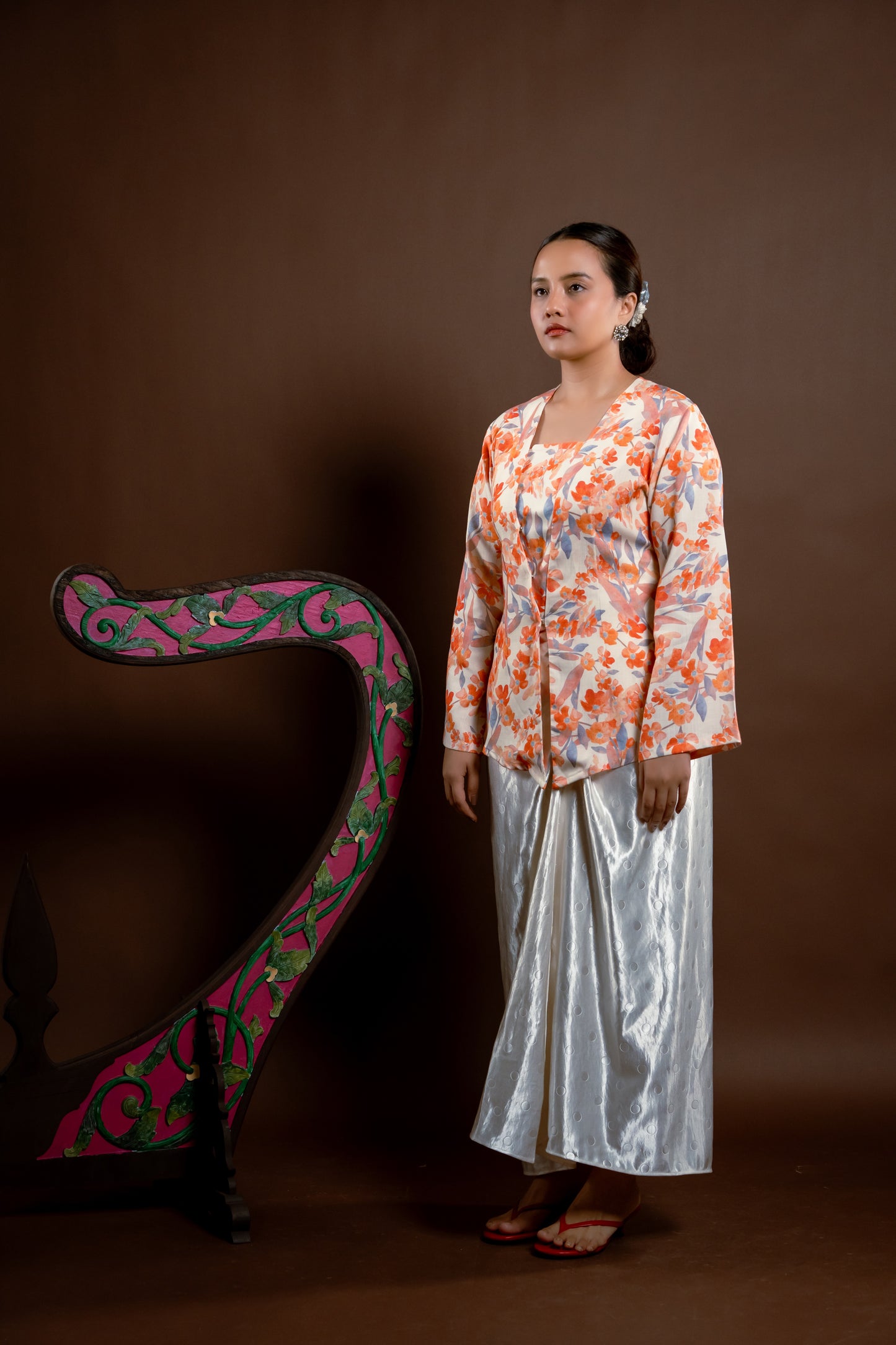 Kebaya Rindu Manja Bunga Oren
