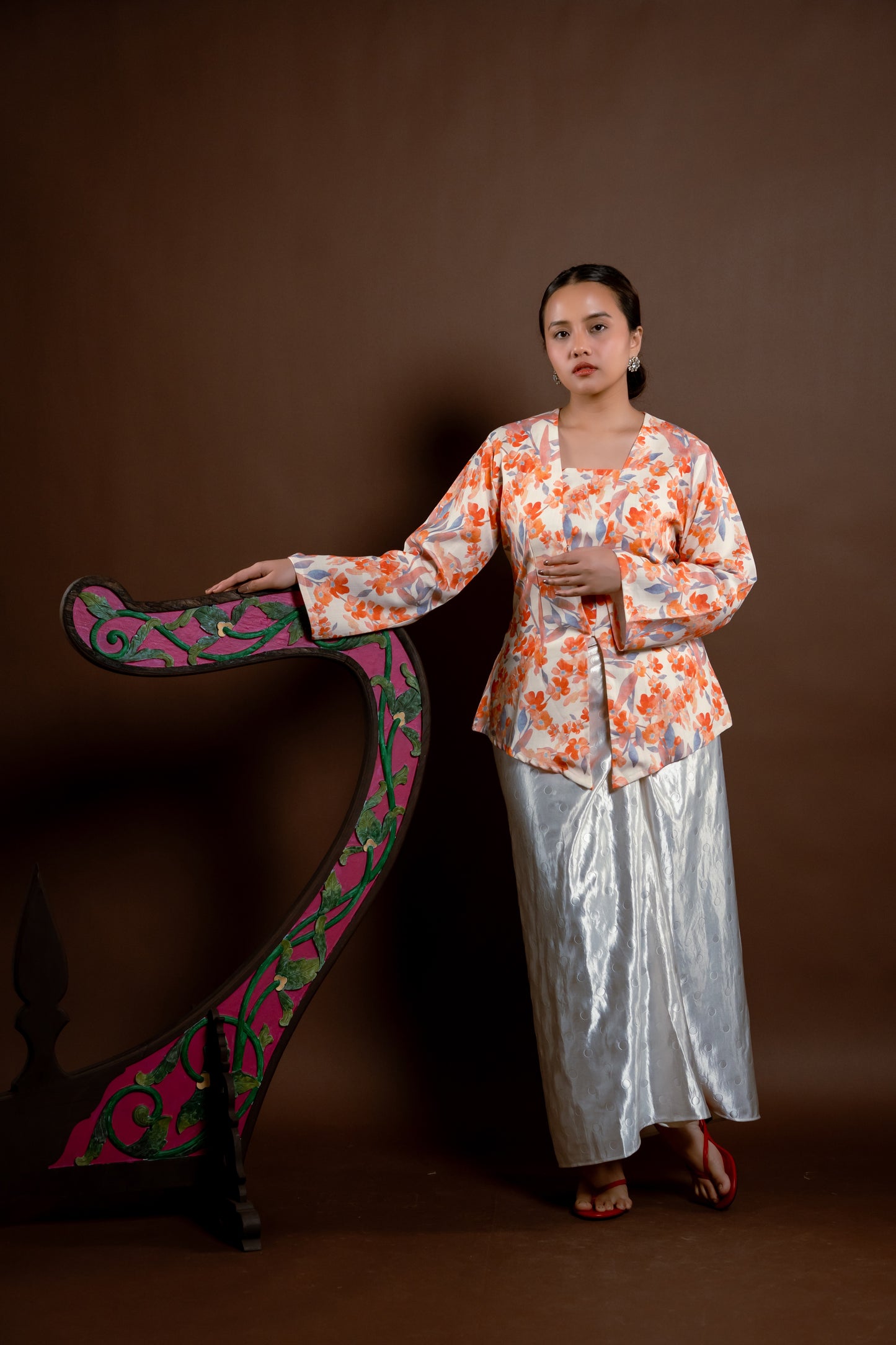 Kebaya Rindu Manja Bunga Oren