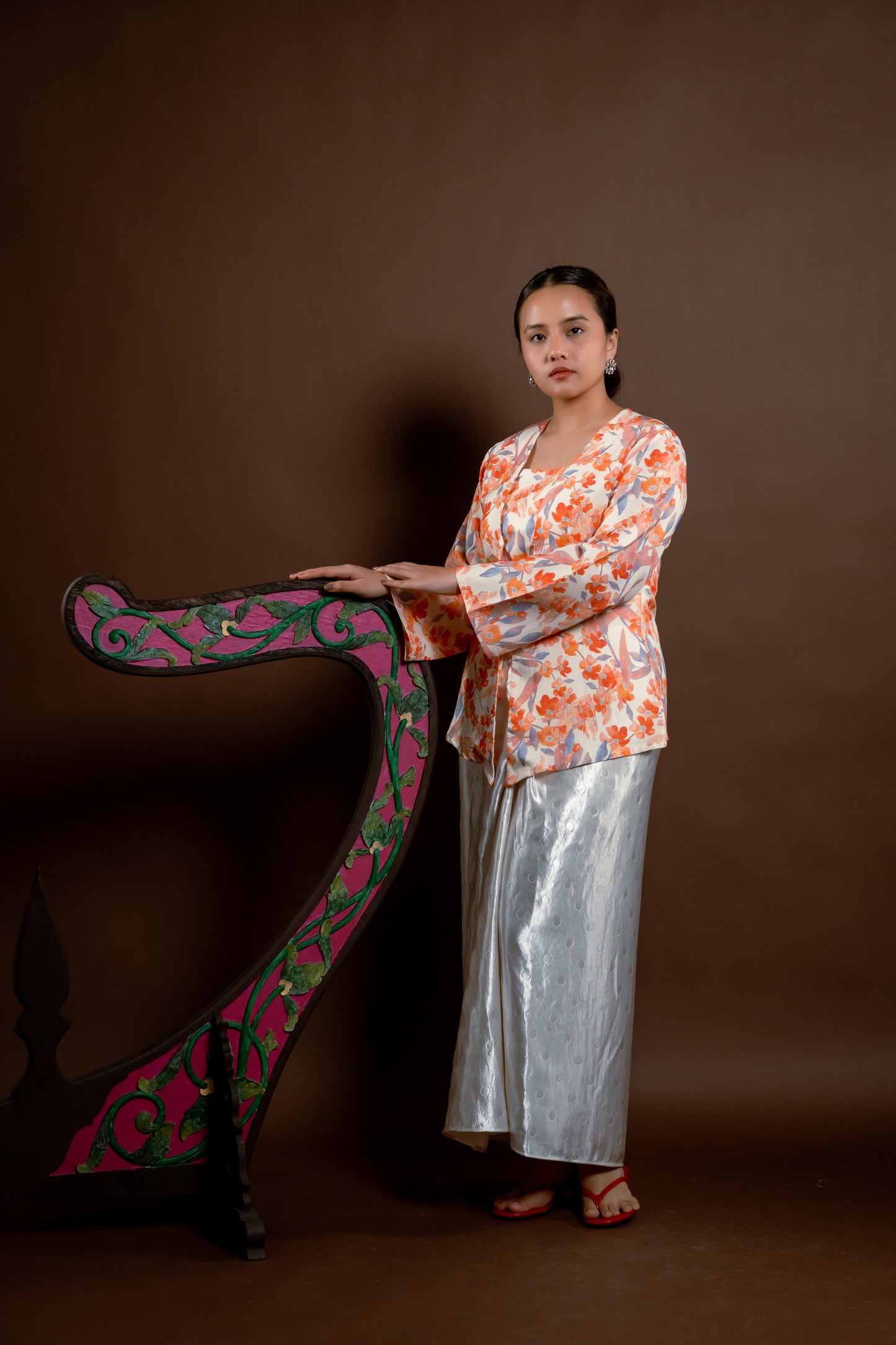 Kebaya Rindu Manja Bunga Oren