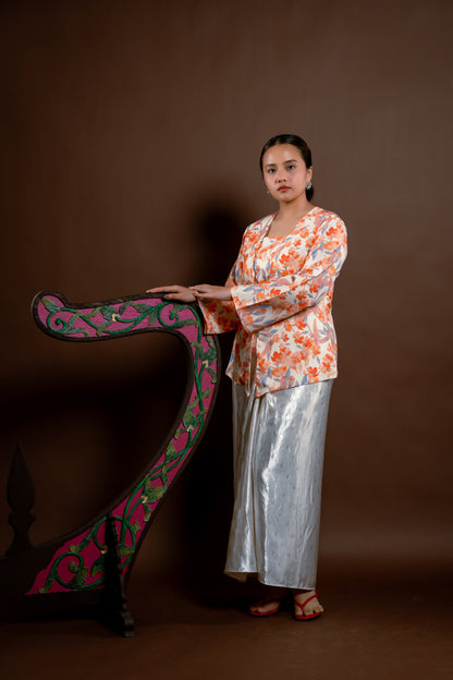 Kebaya Rindu Manja Bunga Oren