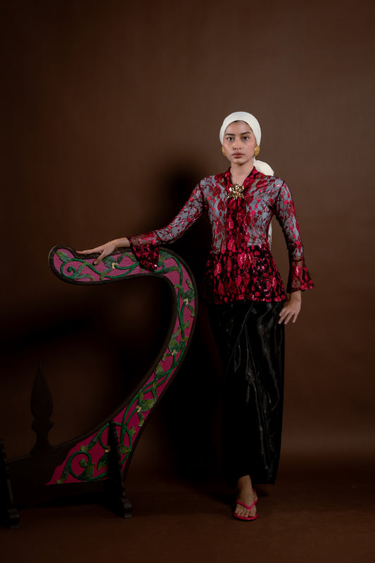 Kebaya Rindu Anggun Jambu