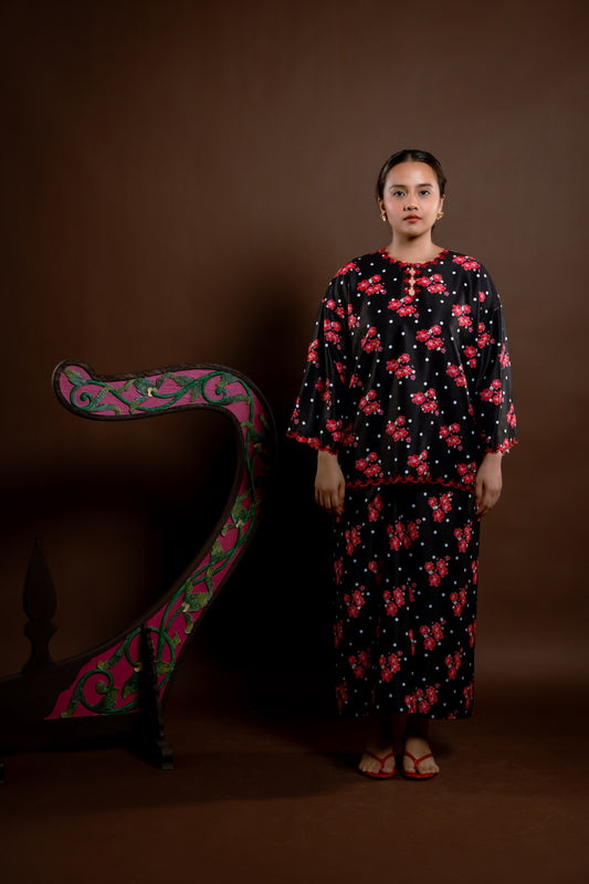 Kurung Rindu Bertaut Set Hitam