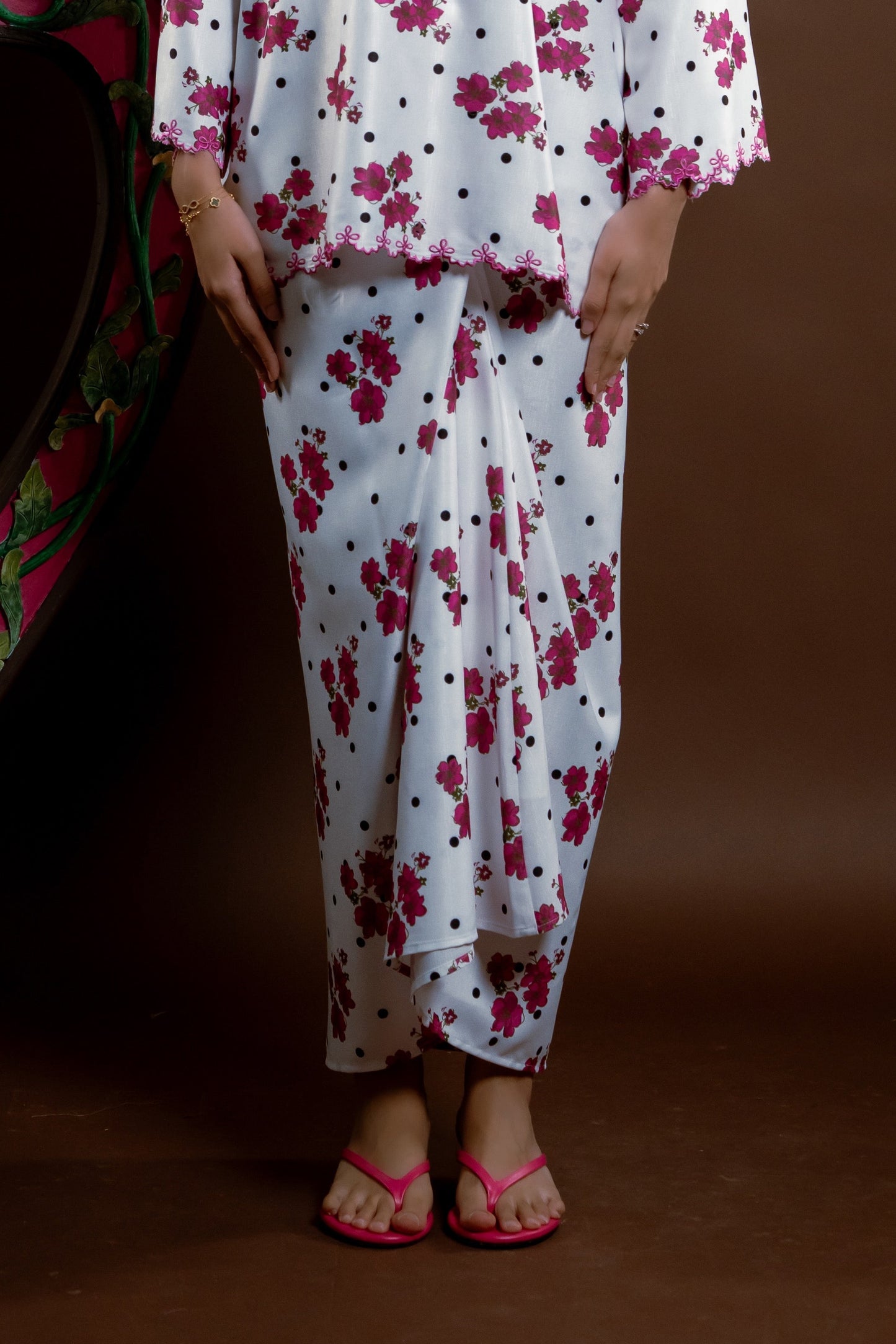 Kurung Rindu Bertaut Set Putih