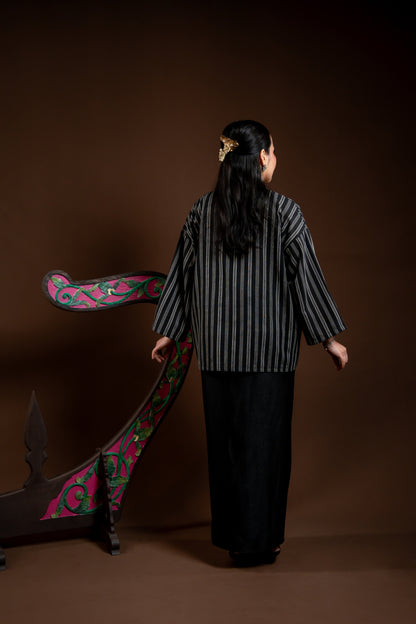 Baju Kebaya Rindu Tentang Hitam