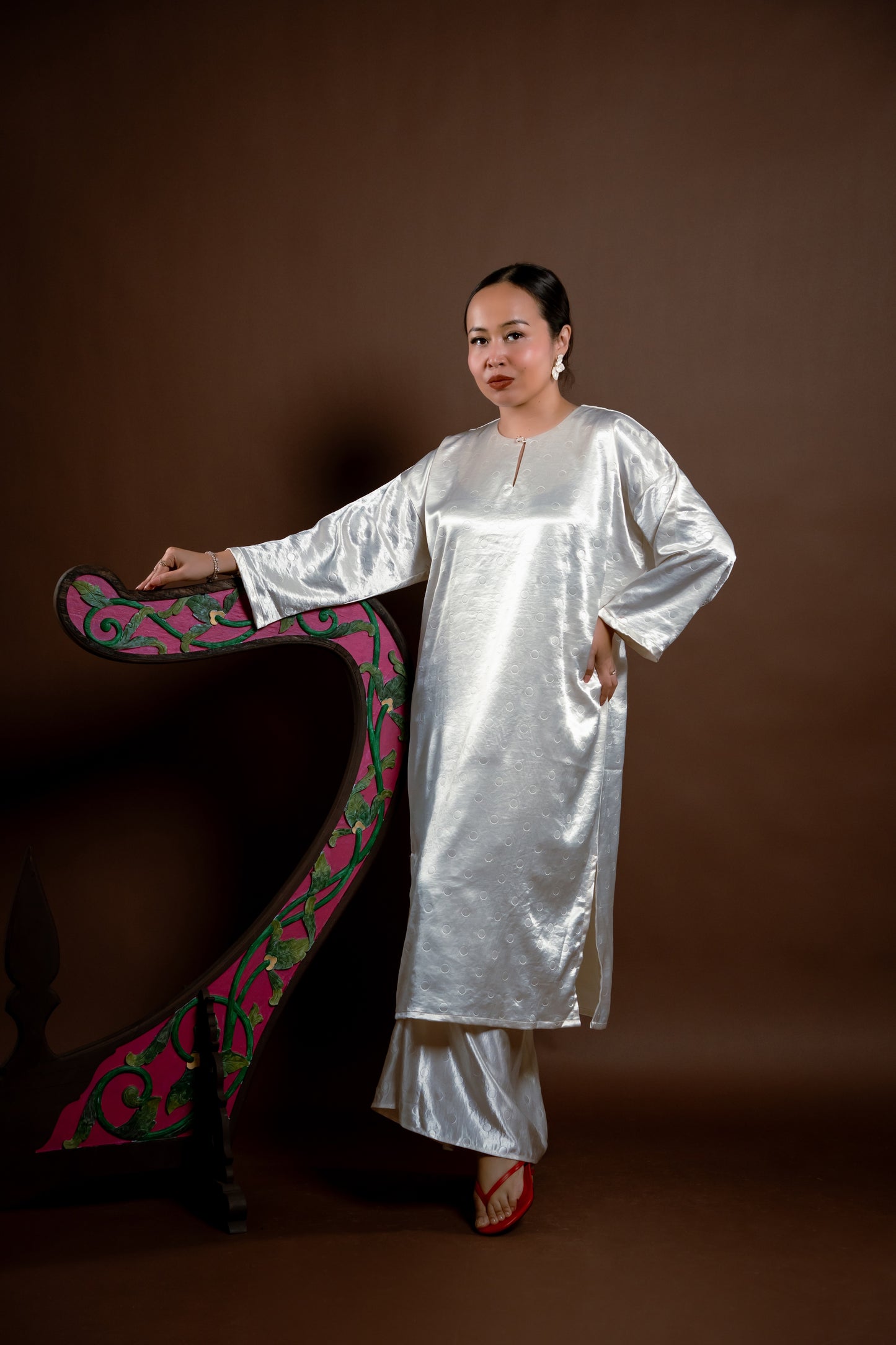Baju Kurung Rindu Dara Polka Putih