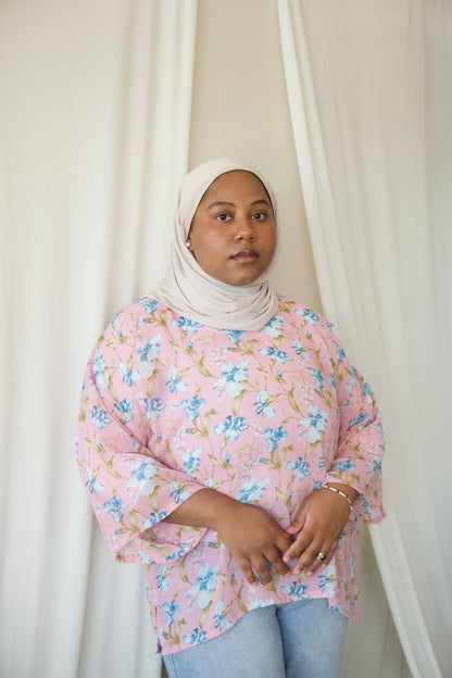 Baju Kesana Kesini in Wira