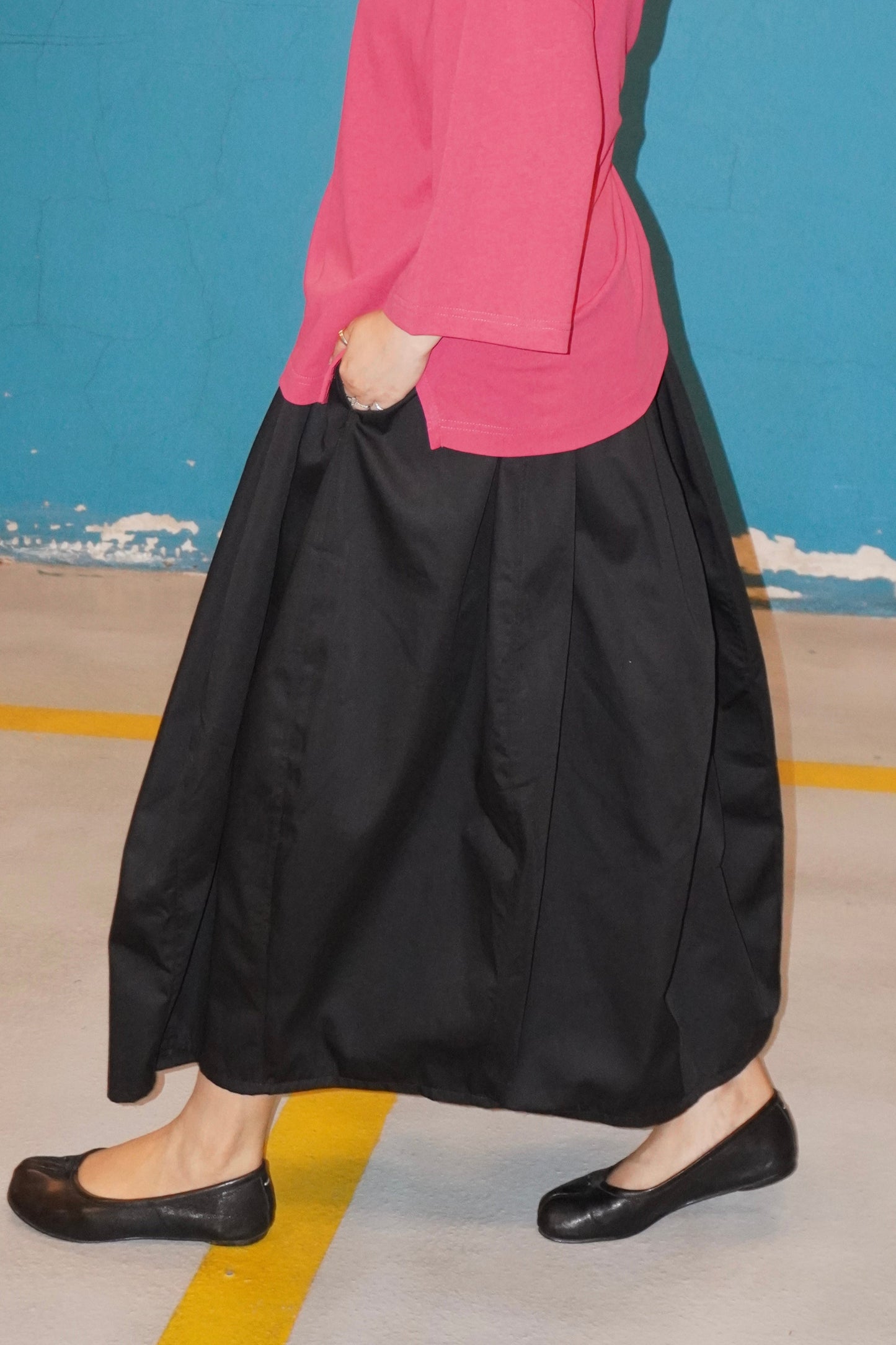 Skirt Cocoon Hitam