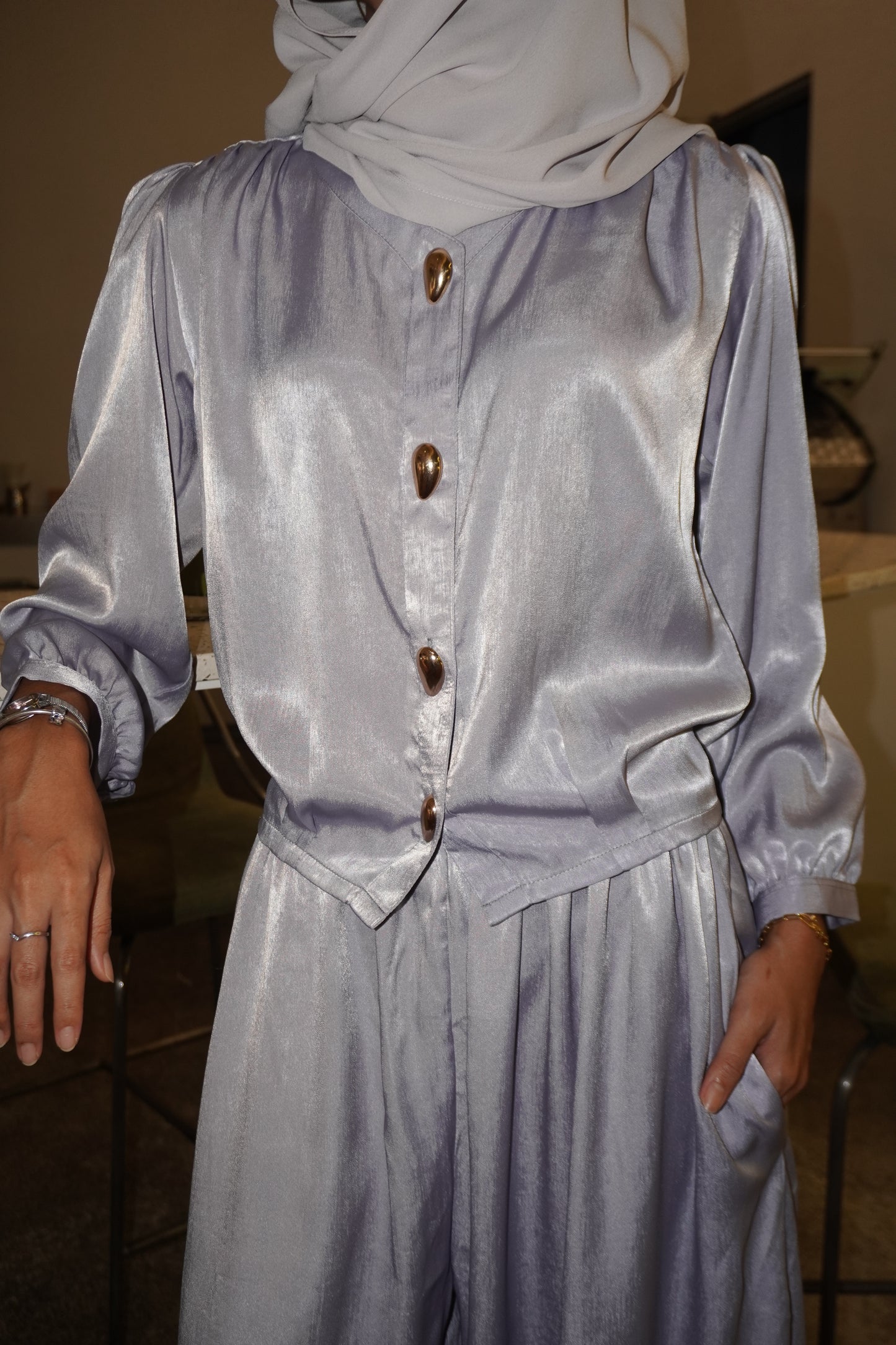 Baju Langkah Bayu Perak