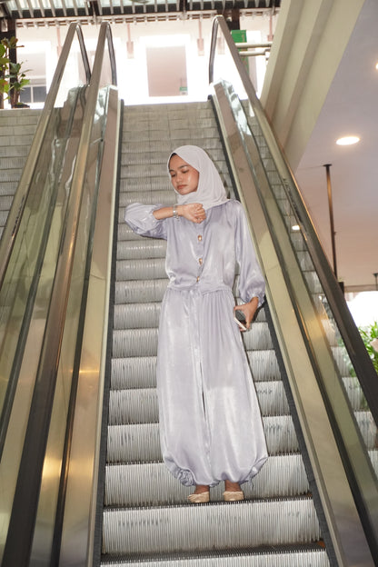 Baju Langkah Bayu Perak