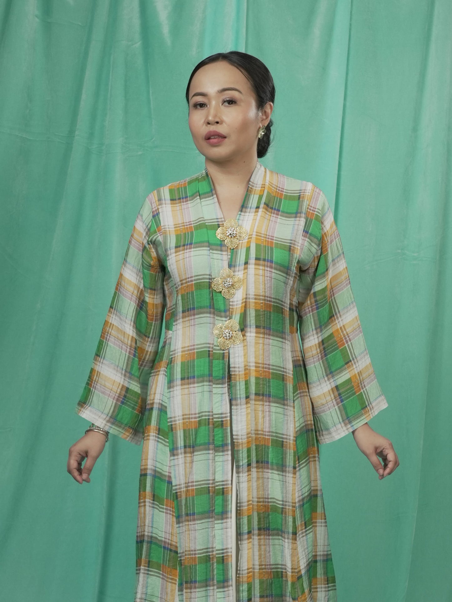 Kebaya Lampai Kembang Hijau