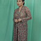 Kebaya Renda Panjang Kelabu