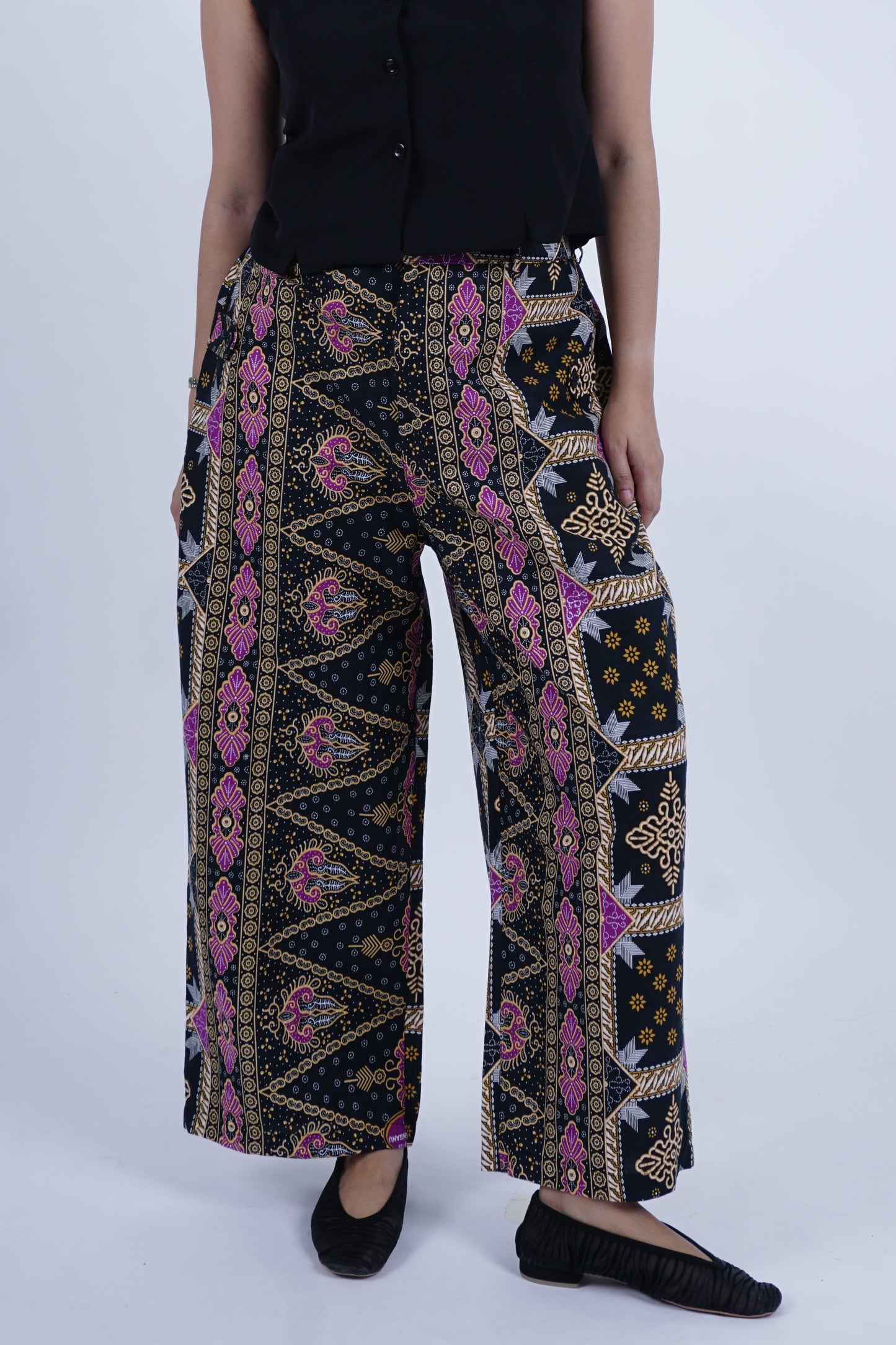 D'SLUAR Batik Geometri Hitam/Ungu