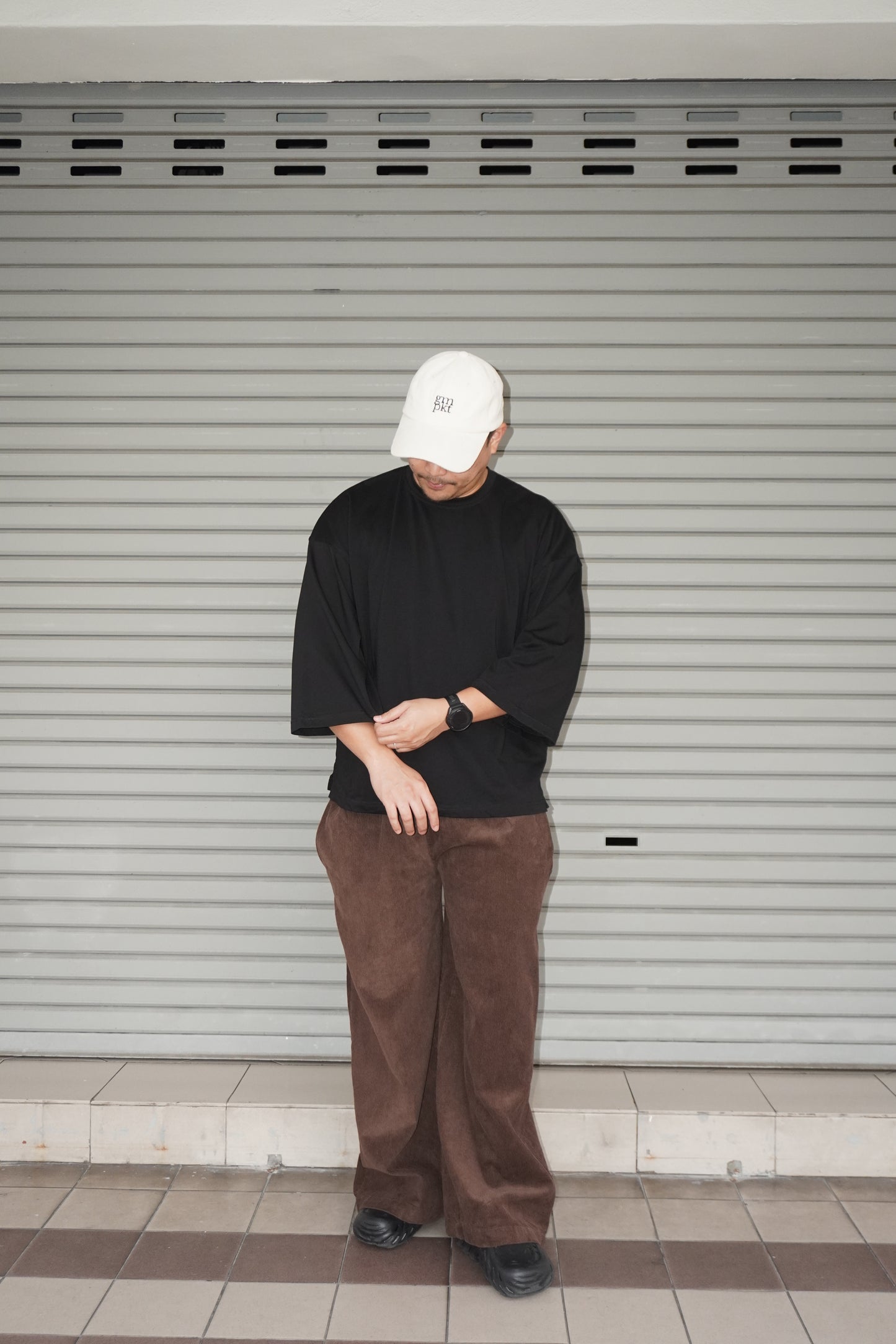 (Bukan T) Basahan: Hitam