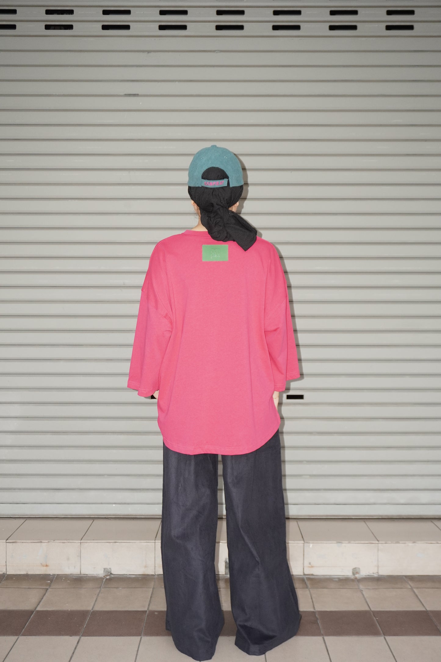 (Bukan T) Basahan: Merah Jambu