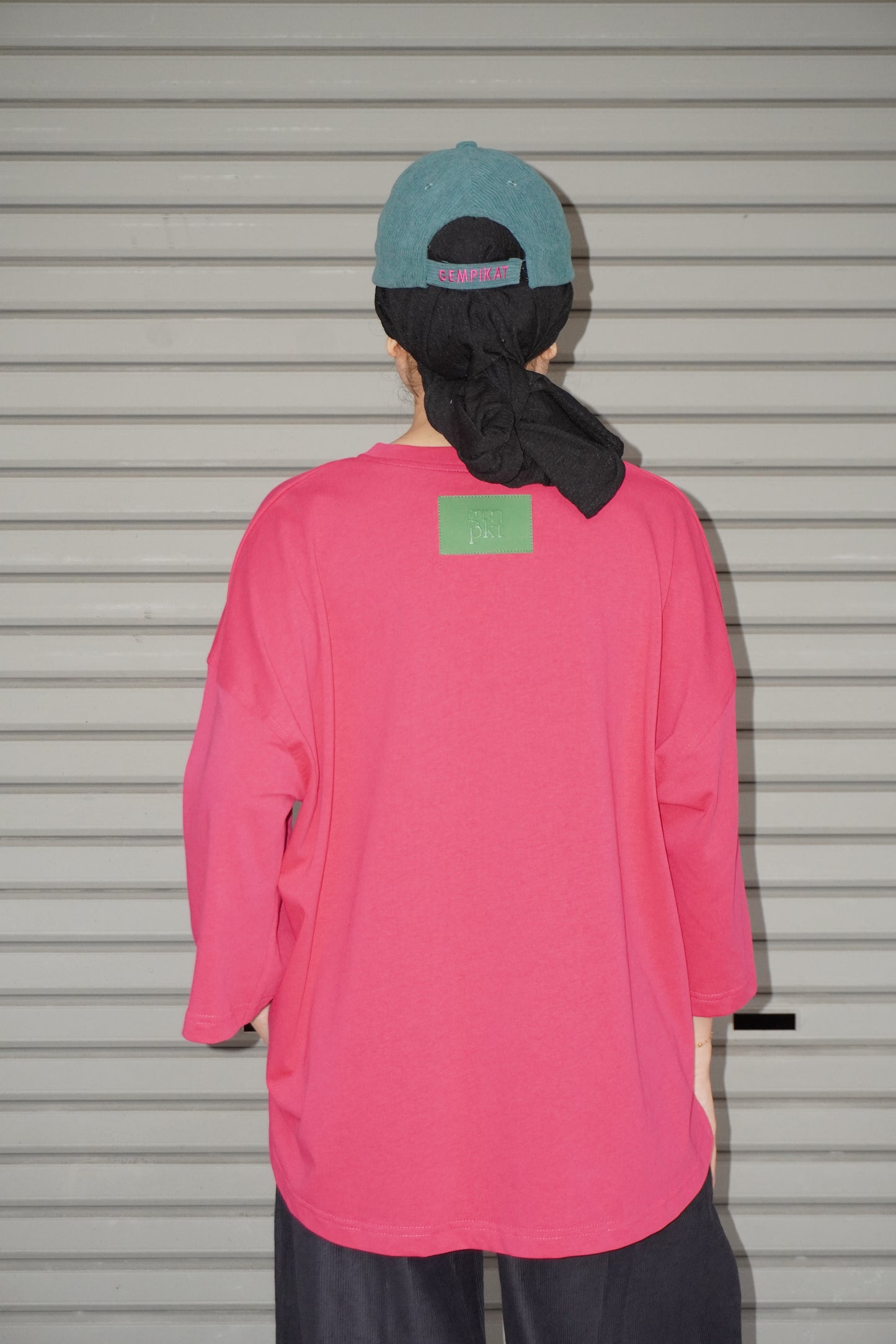 (Bukan T) Basahan: Merah Jambu