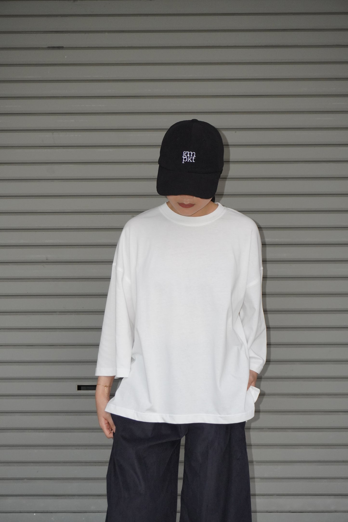 (Bukan T) Basahan: Putih