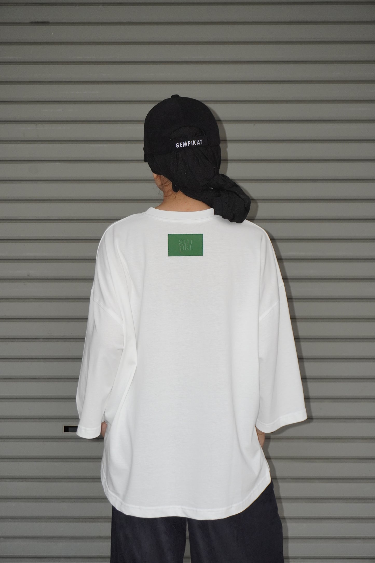 (Bukan T) Basahan: Putih