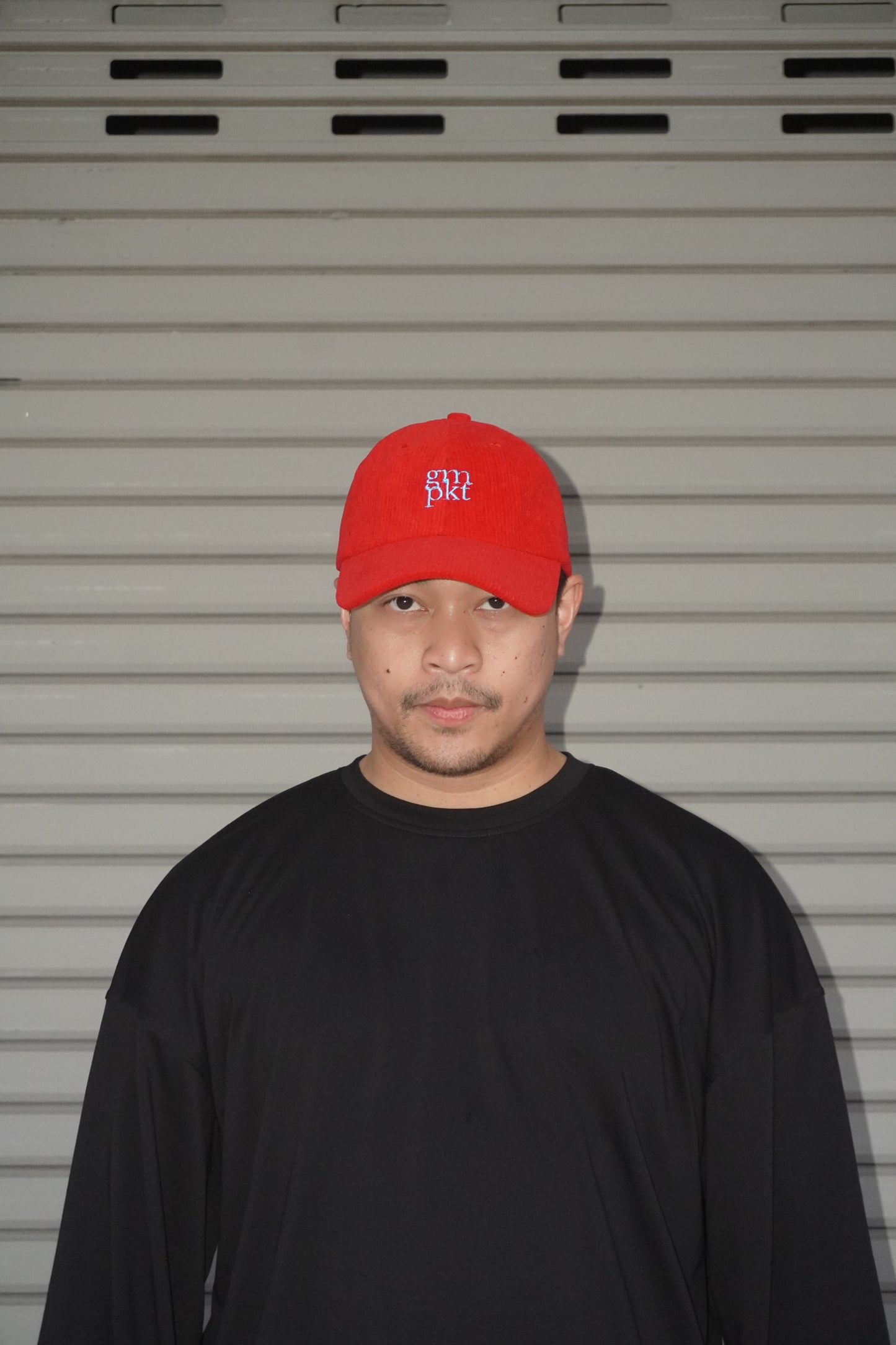 Topi Corduroy Merah