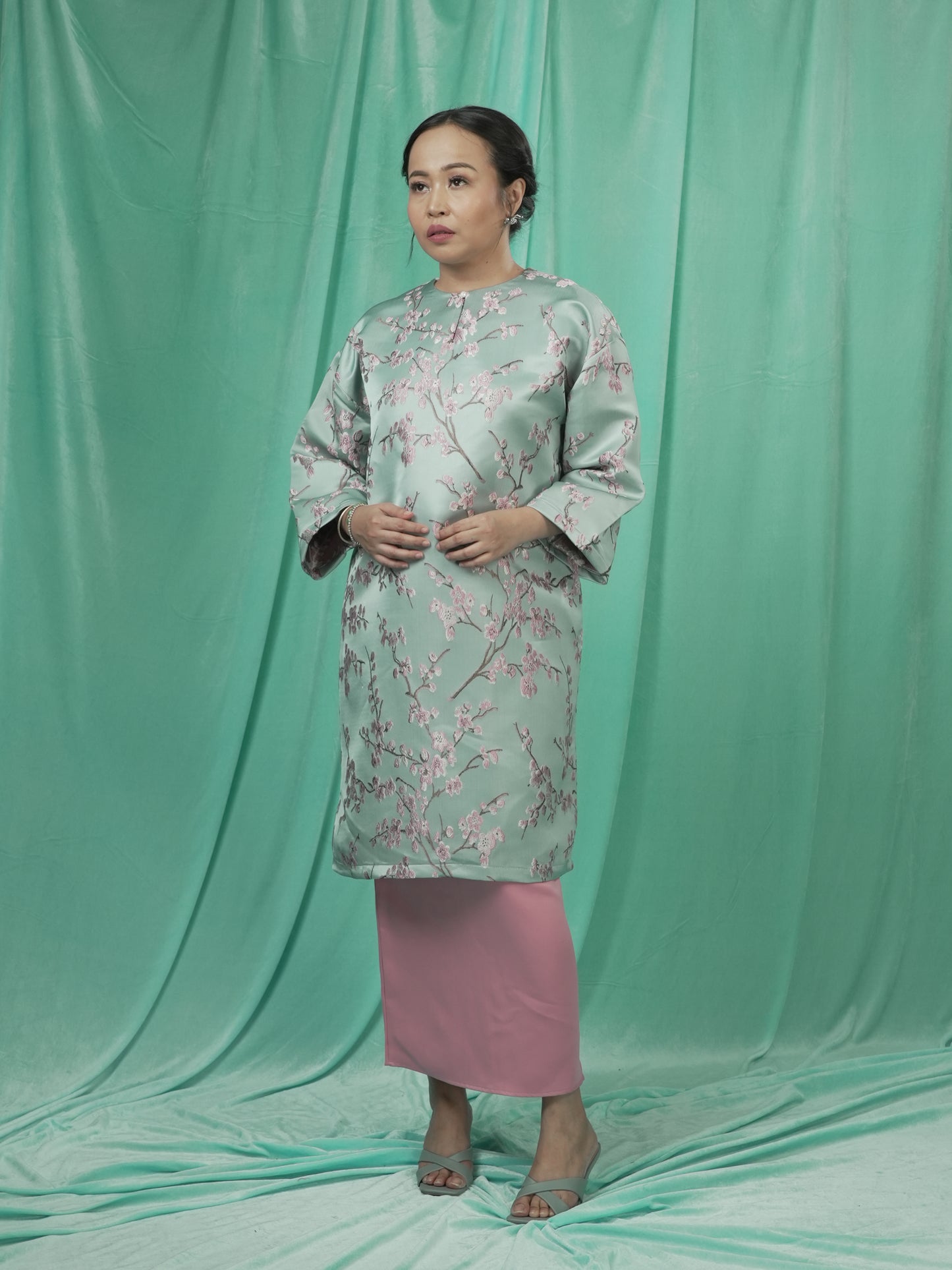 Baju Kurung Besar Jubli Kekal Set