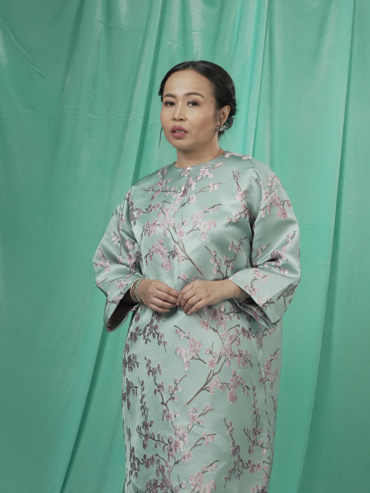 Baju Kurung Besar Jubli Kekal Set