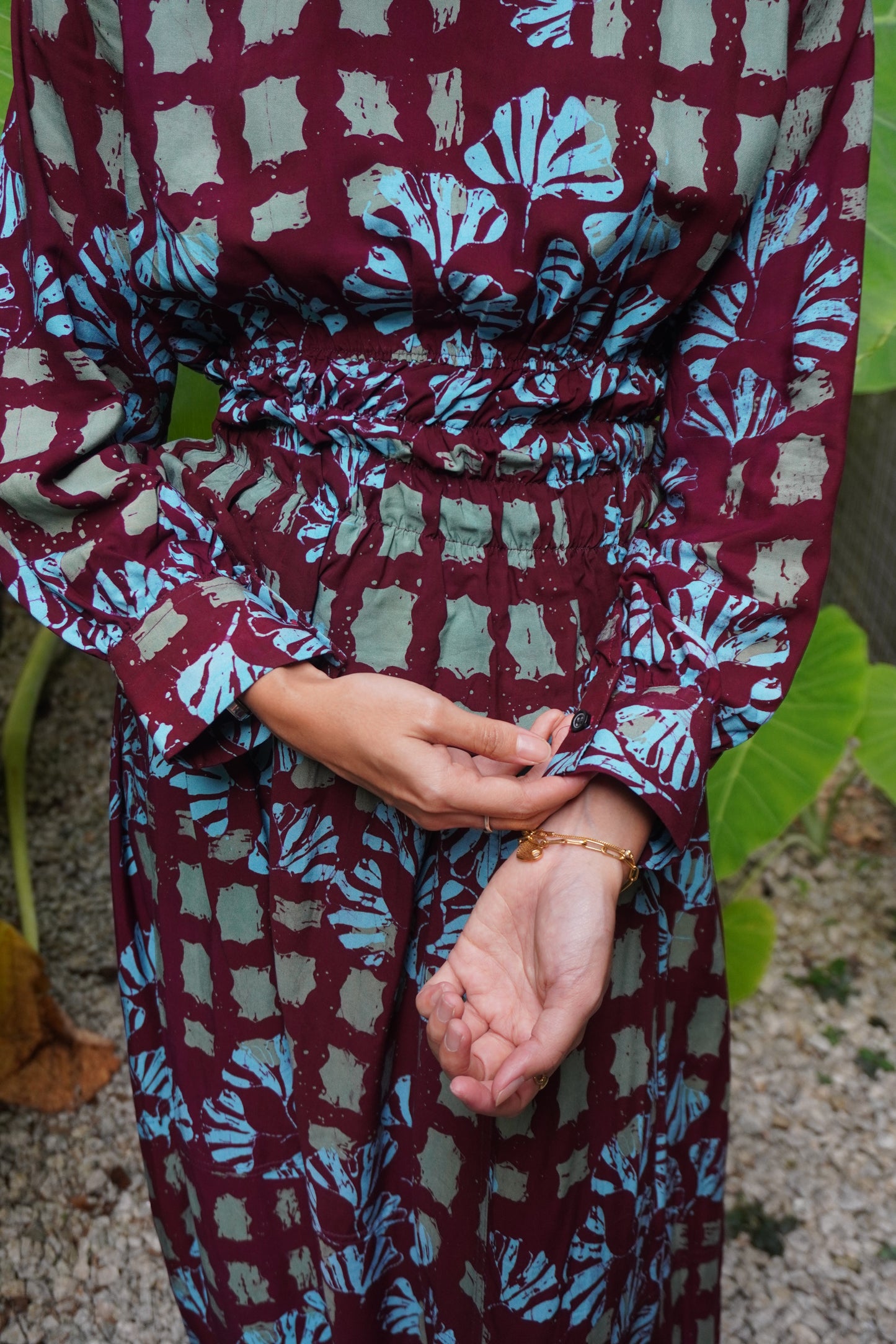 Baju Chop Marun Biru