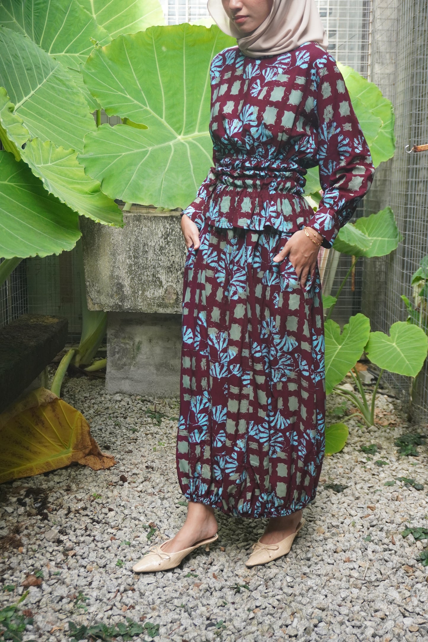 Baju Chop Marun Biru