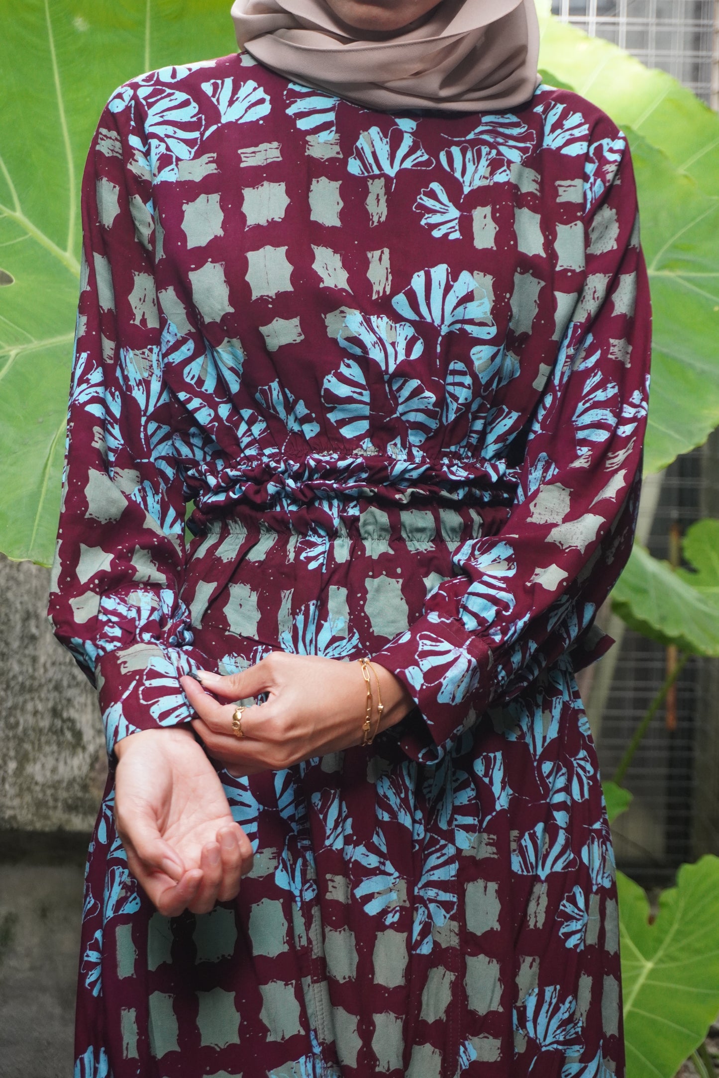 Baju Chop Marun Biru