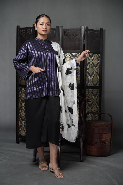 Getaran Baju Garis Ungu