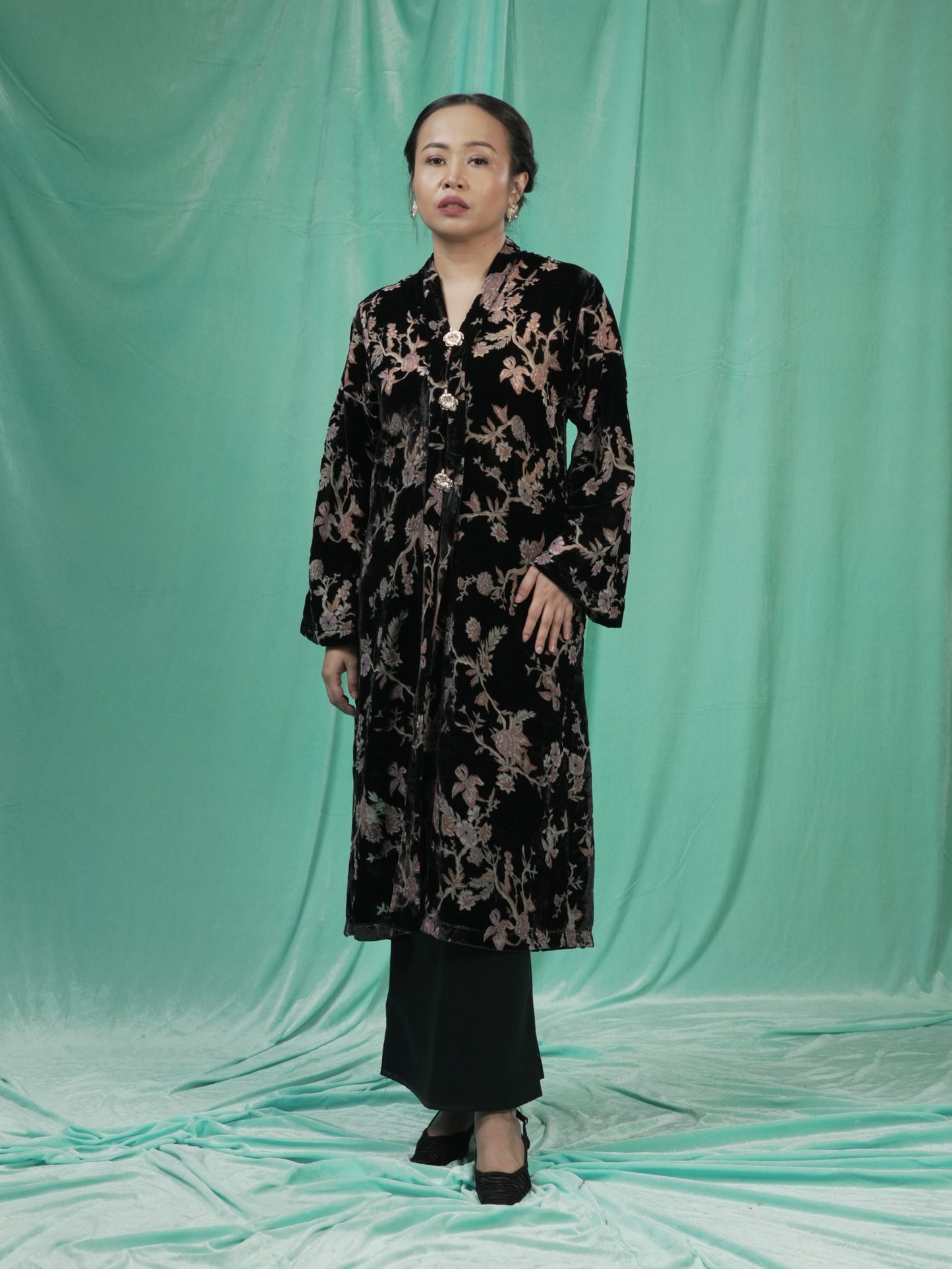 Kebaya Balada Rimba Set Hitam